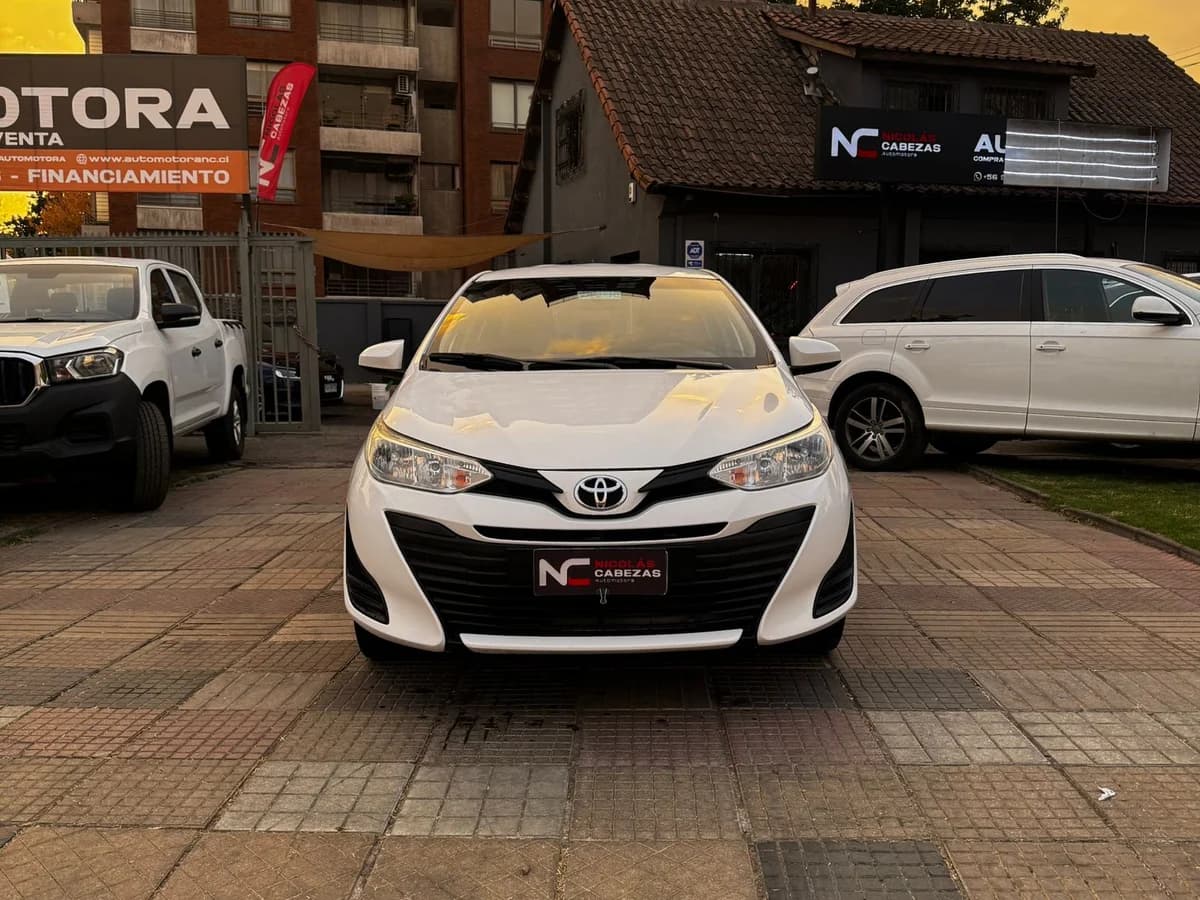 TOYOTA YARIS GLI 1.5 1.5 GLI 4X2 151ME1 MT 4P 2018 - Imagen 2