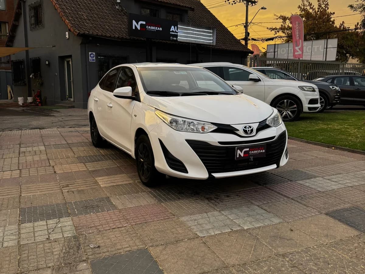 TOYOTA YARIS GLI 1.5 1.5 GLI 4X2 151ME1 MT 4P 2018 - Imagen 1