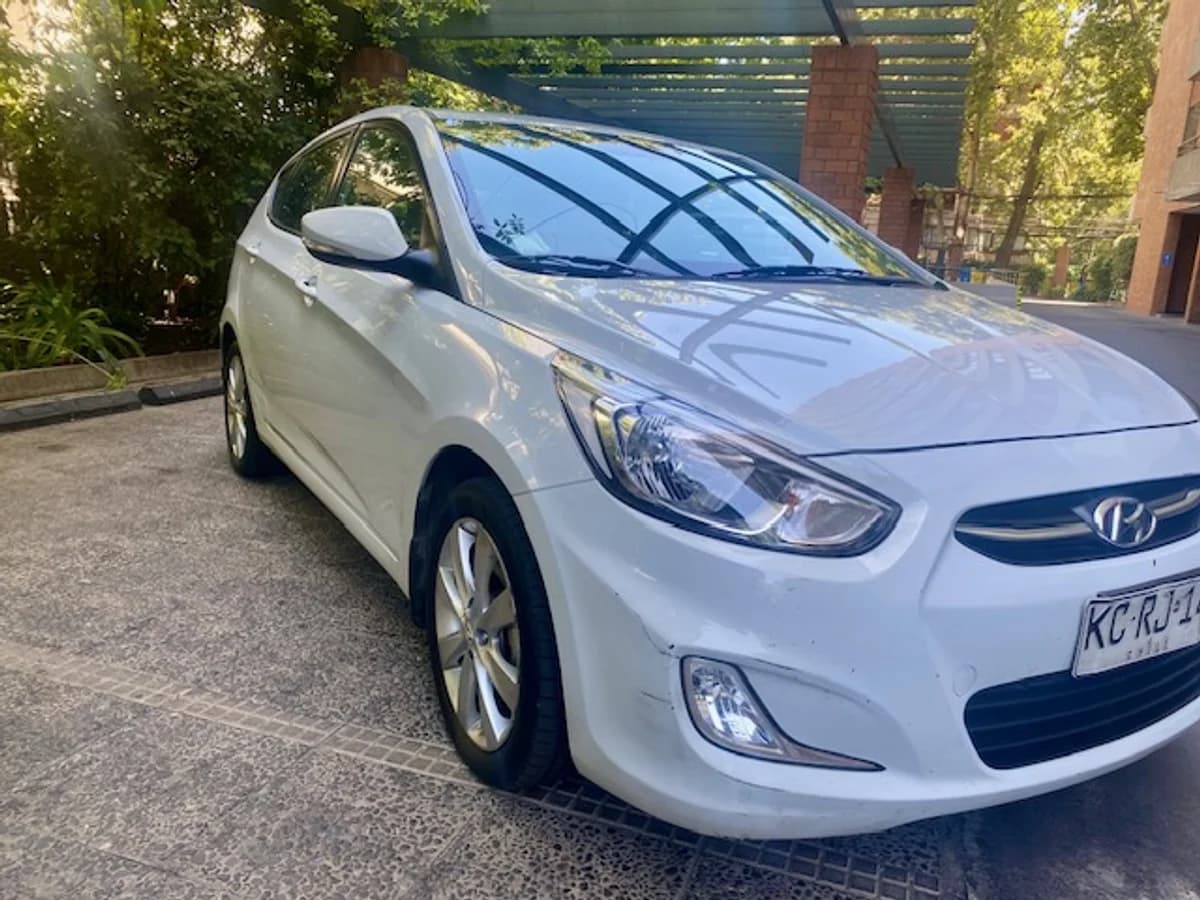 2018 HYUNDAI accent - Imagen 2