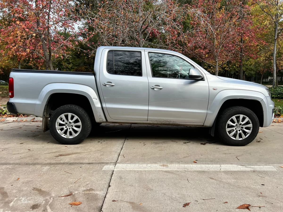 2020 VOLKSWAGEN AMAROK TRENDLINE 2.0 - Imagen 2
