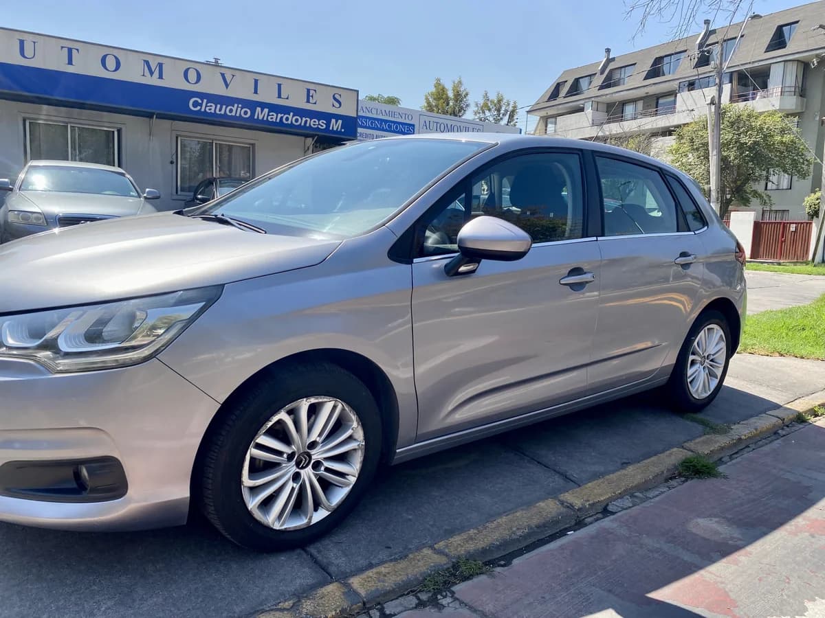 2017 CITROEN C4 HB 1.2 AUT - Imagen 4