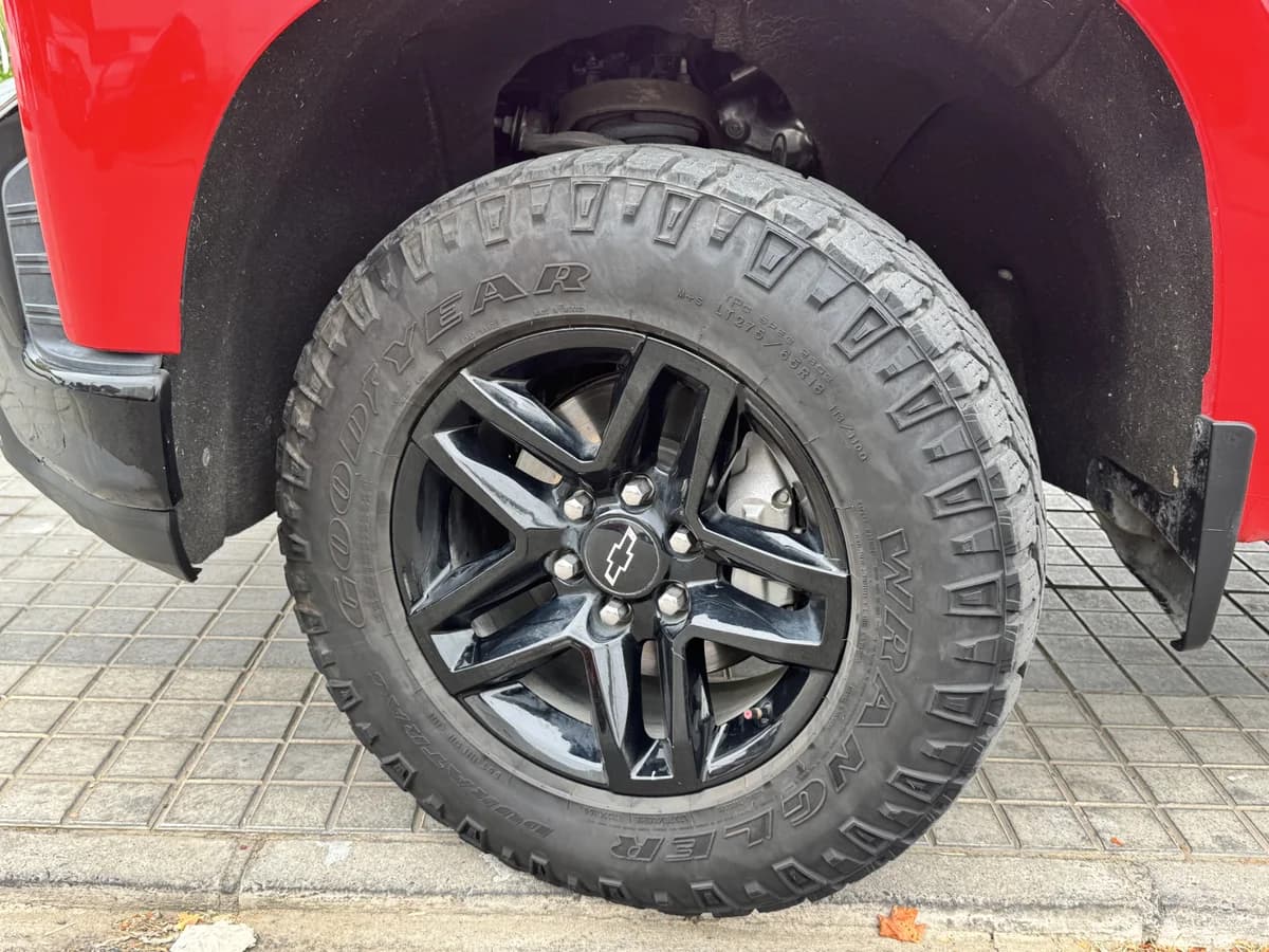 2021 CHEVROLET SILVERADO LT 4WD 5.3 AT - Imagen 3