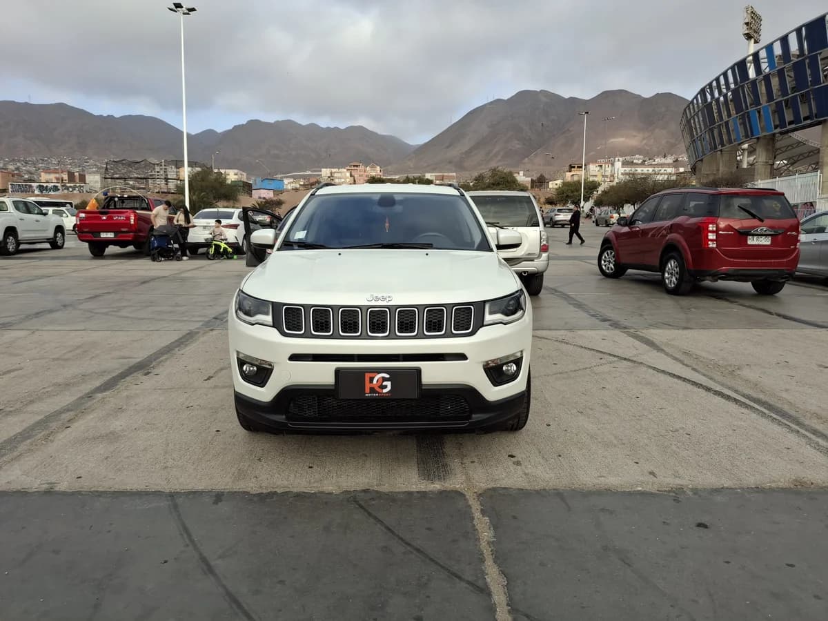 2020 JEEP COMPASS LONGITUDE 2.4 AT - Imagen 2