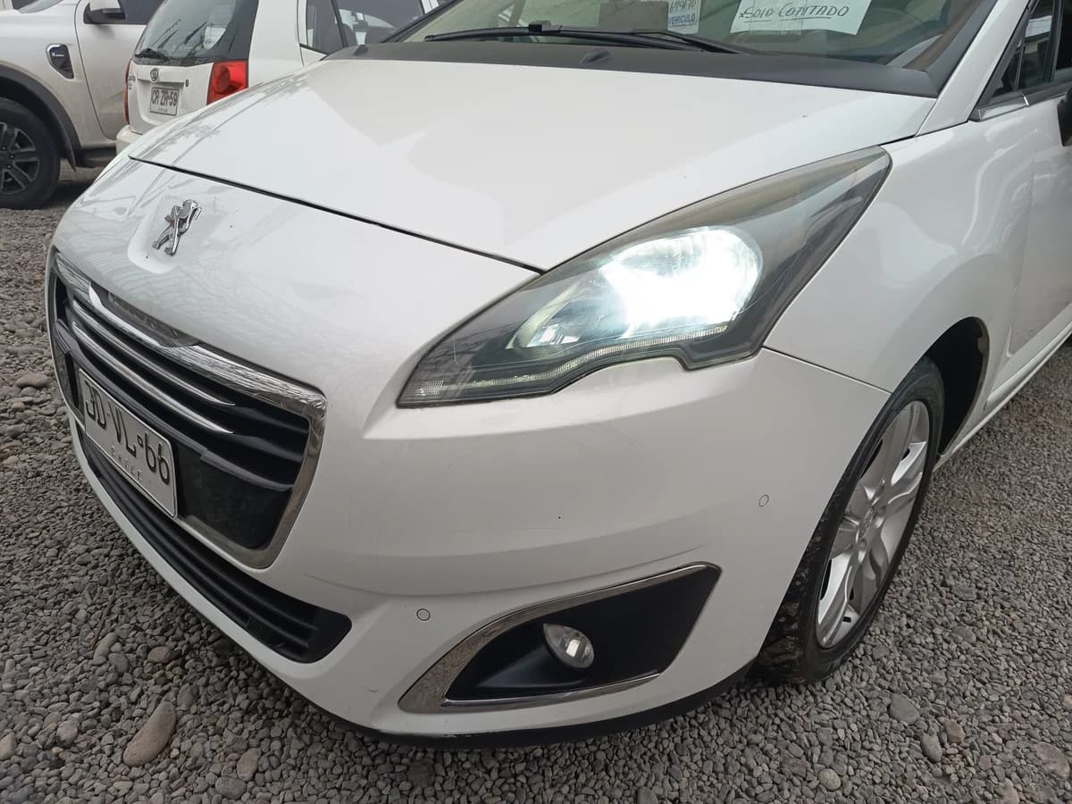 2017 PEUGEOT 5008 ALLURE BLUE HDI 1.6 AT - Imagen 4