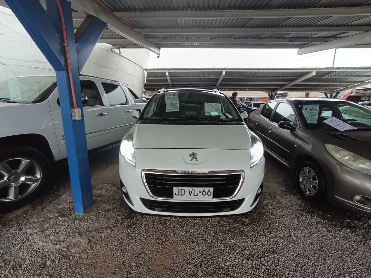 2017 PEUGEOT 5008 ALLURE BLUE HDI 1.6 AT - Imagen 2