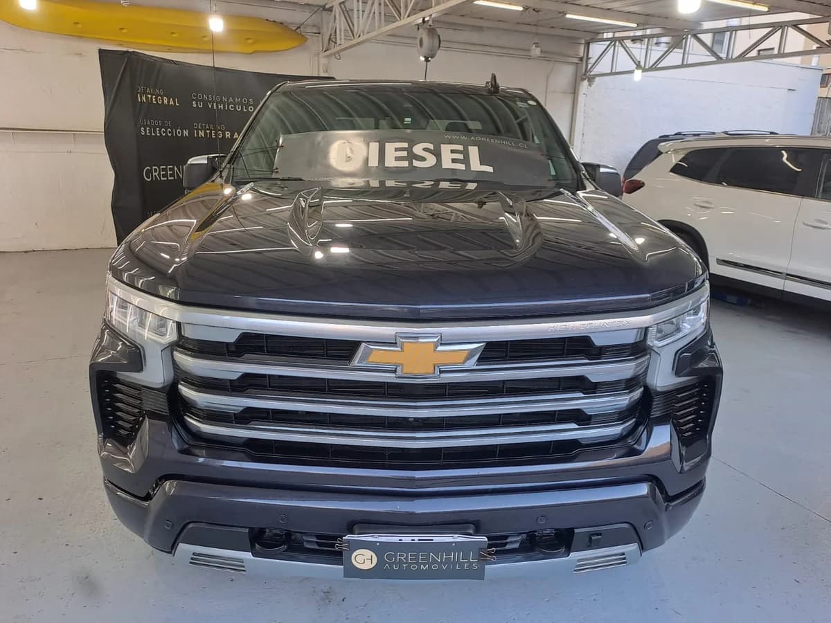 2023 CHEVROLET SILVERADO 4X4 3.0L AUT - Imagen 2