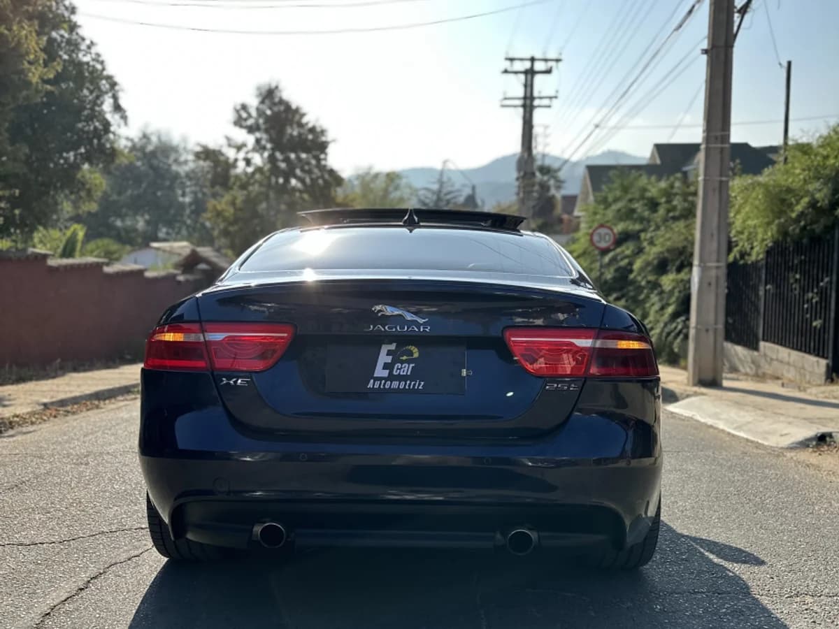 2018 JAGUAR XE 2.0 R Sport - Imagen 4