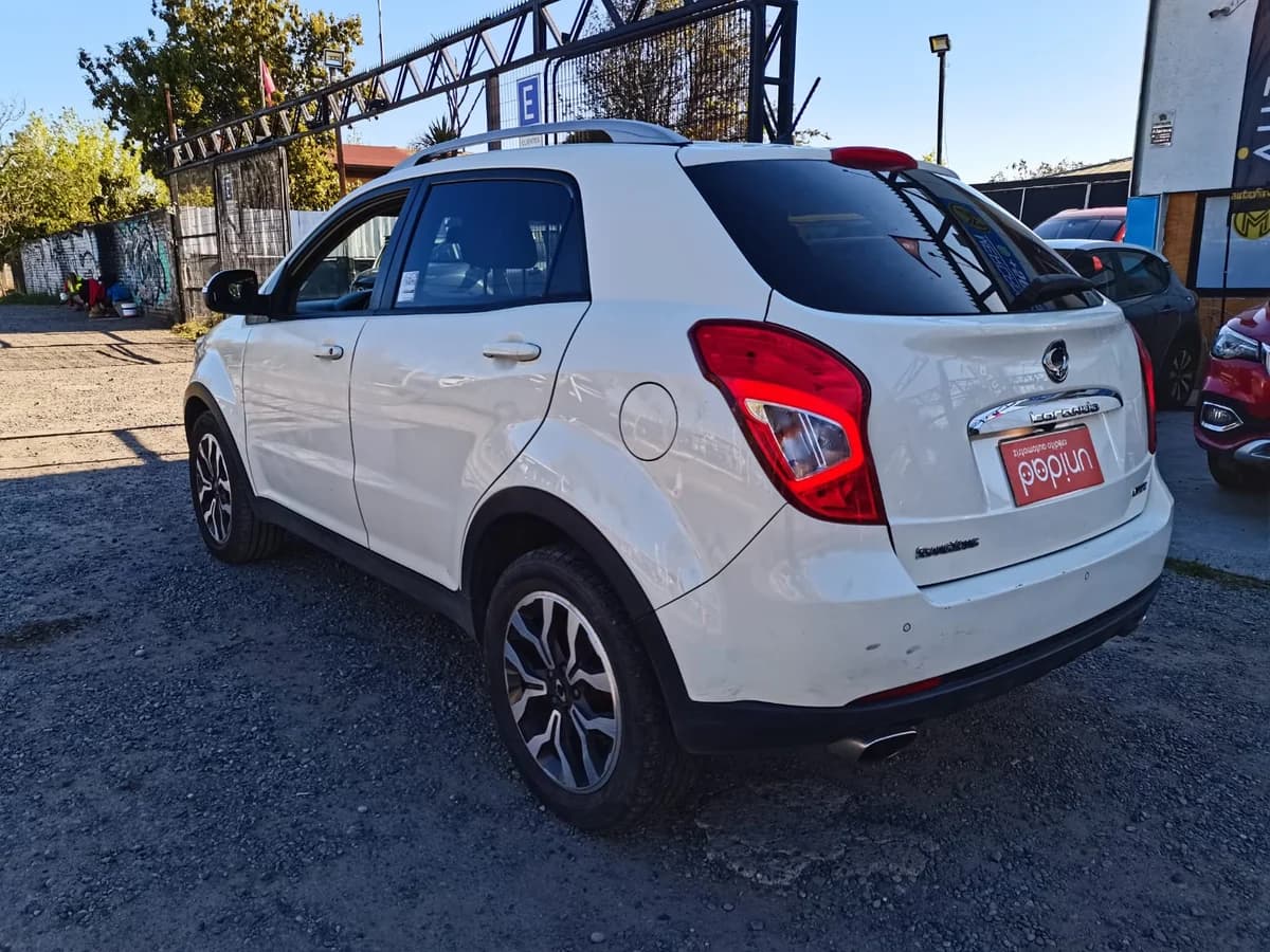 2016 SSANGYONG KORANDO FULL 2.2 AUT - Imagen 4