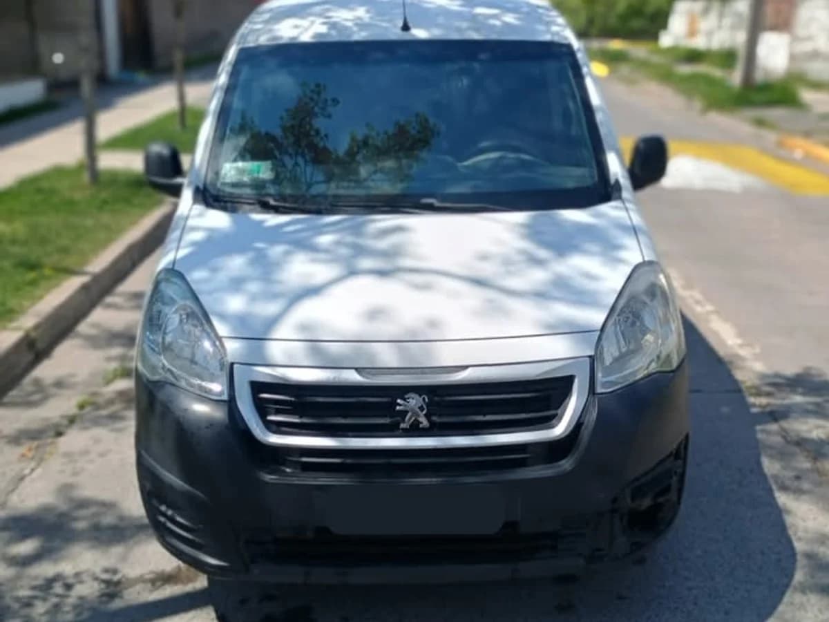 2019 PEUGEOT PARTNER VU HDI 1.6 - Imagen 2