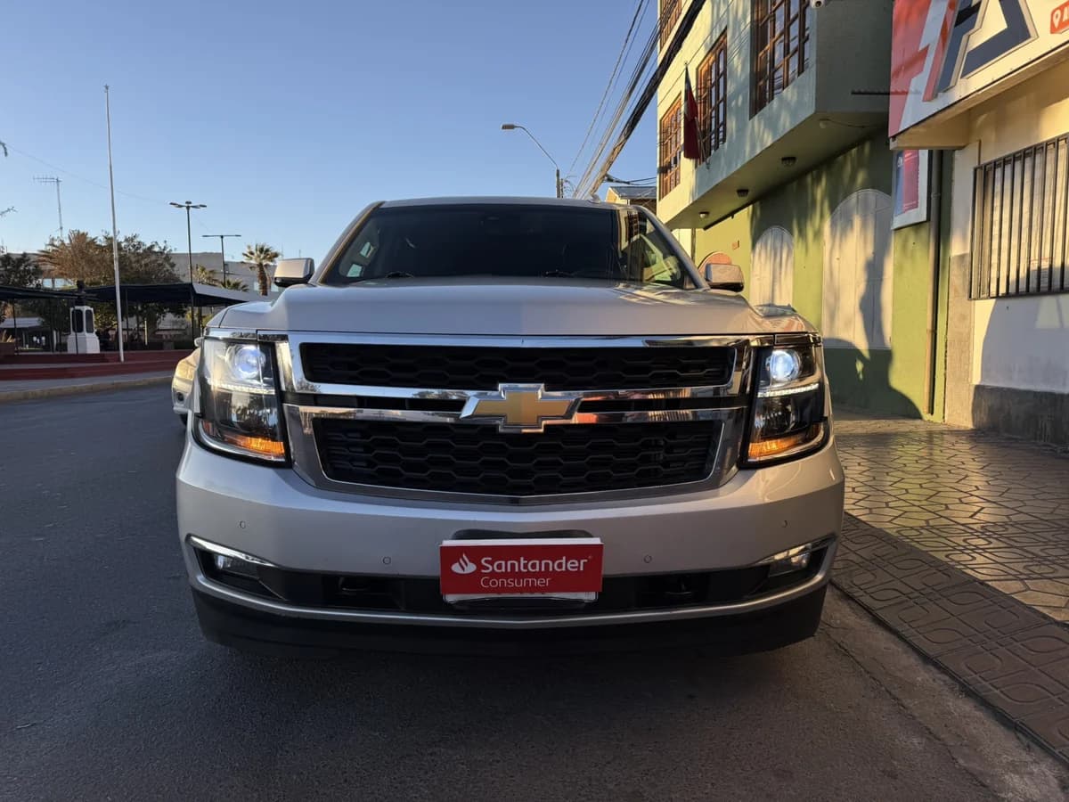 2018 CHEVROLET SUBURBAN LT 4WD 5.3 - Imagen 1