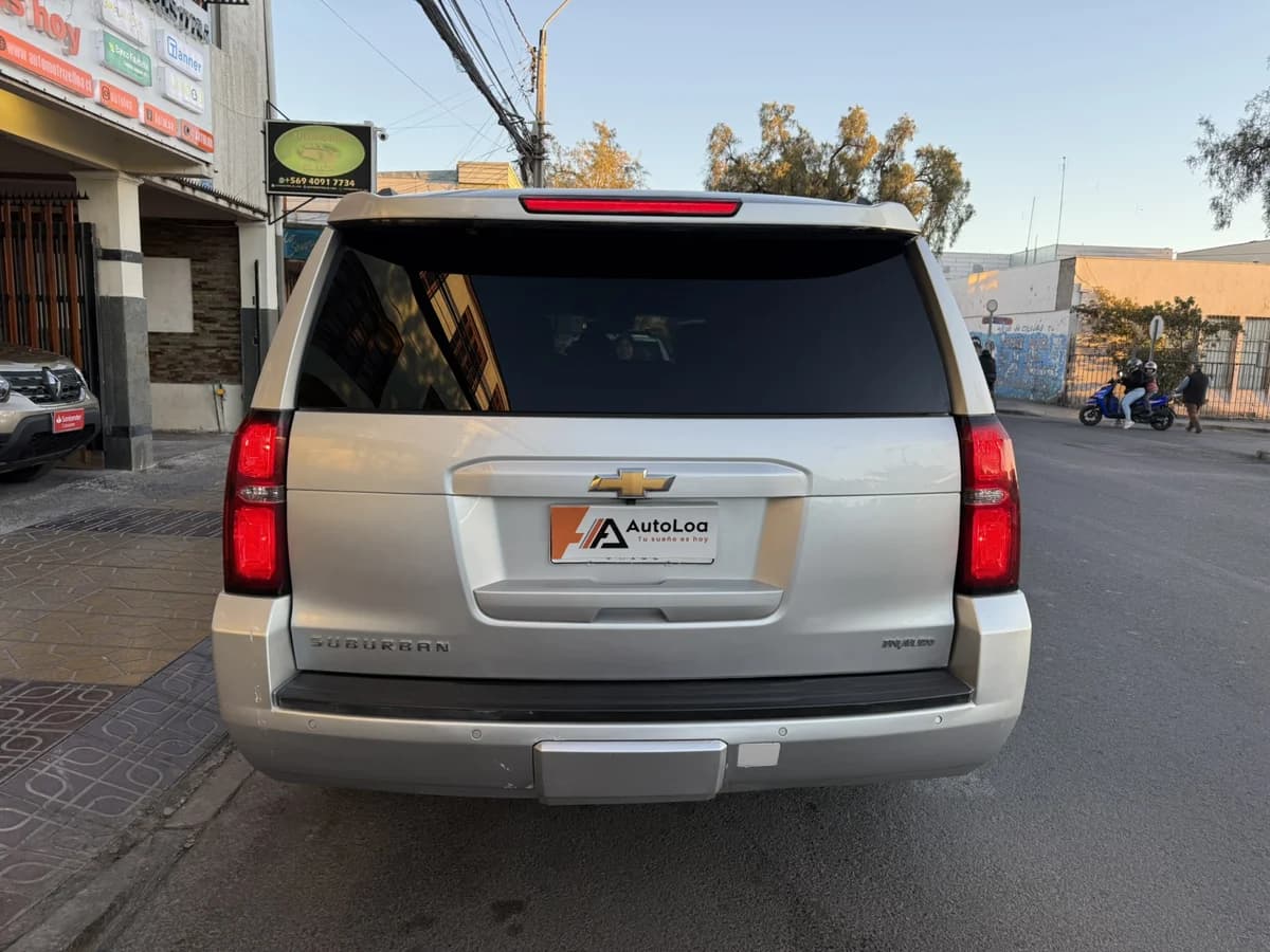 2018 CHEVROLET SUBURBAN LT 4WD 5.3 - Imagen 4