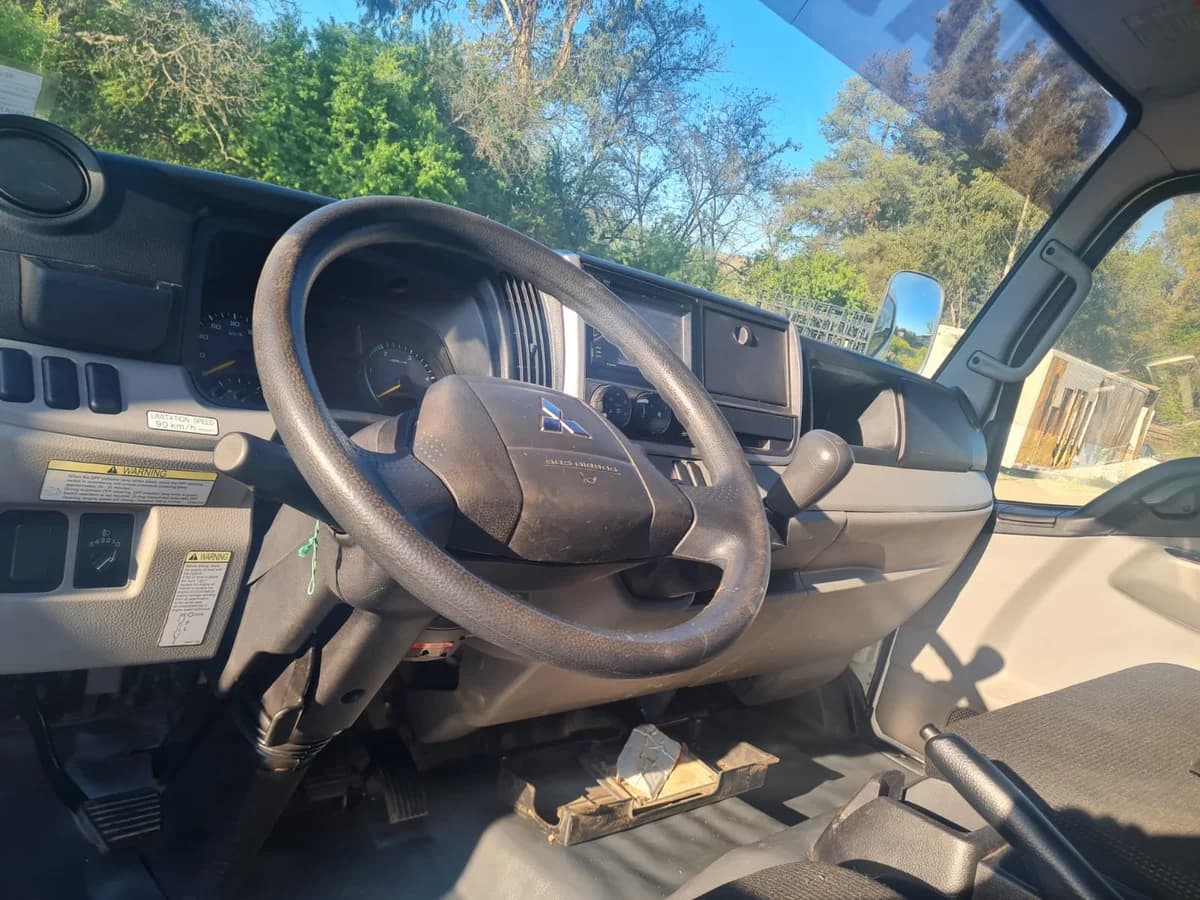 2022 MITSUBISHI FUSO CANTER 715 - Imagen 4