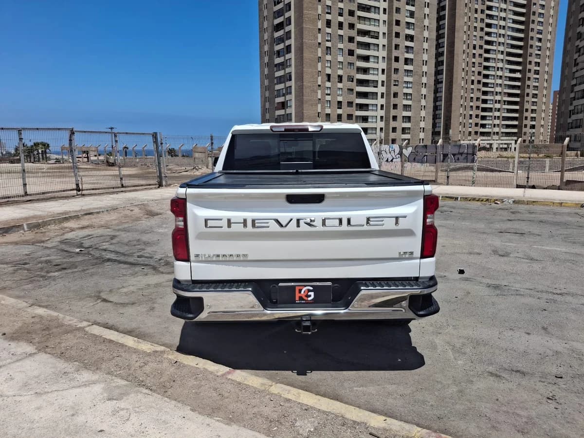 2019 CHEVROLET SILVERADO CC DCAB 4X4 5.3 AUT - Imagen 5