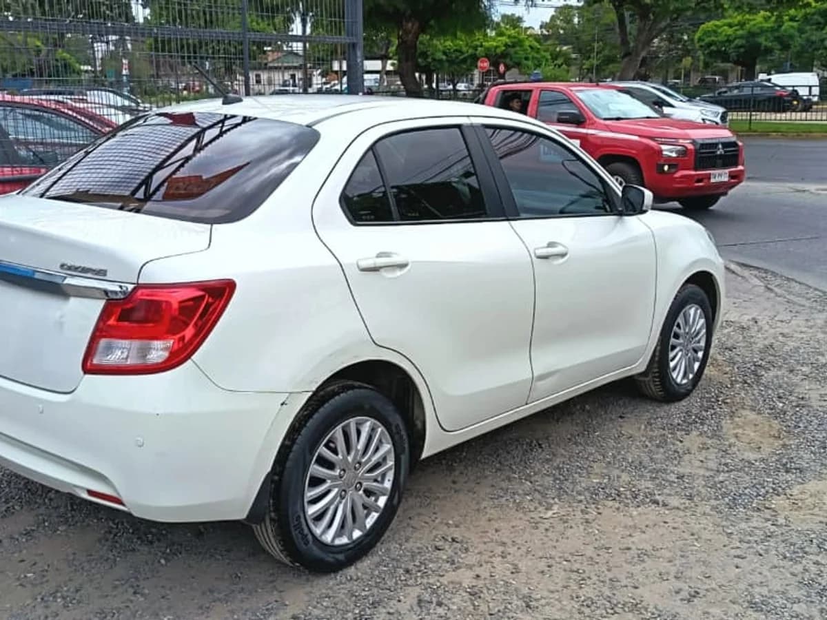 2021 SUZUKI DZIRE 1.2 AUT - Imagen 4