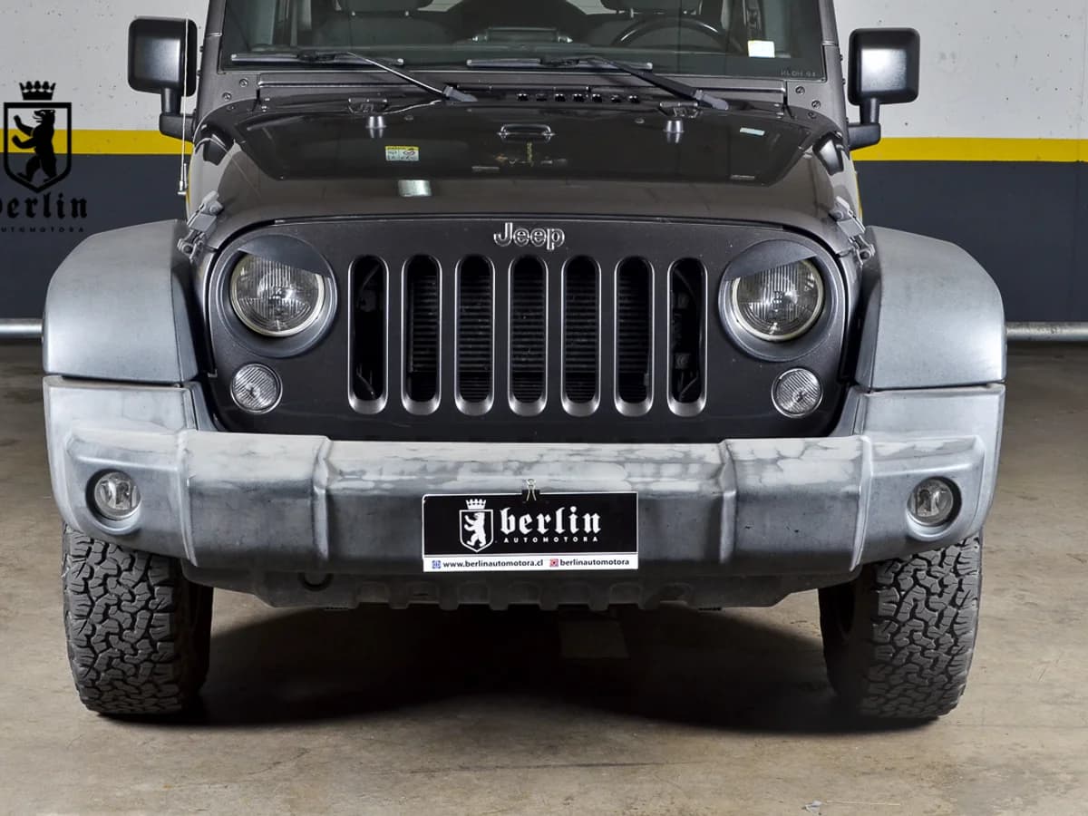 2018 JEEP WRANGLER UNLTD SPORT 4X4 3.6 AUT - Imagen 4