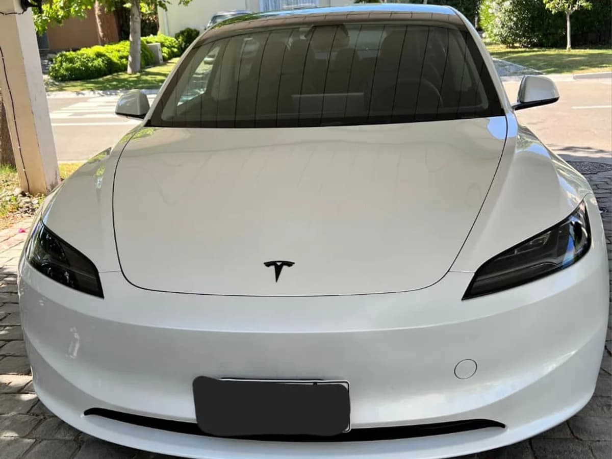 2025 TESLA MODEL 3 - Imagen 2