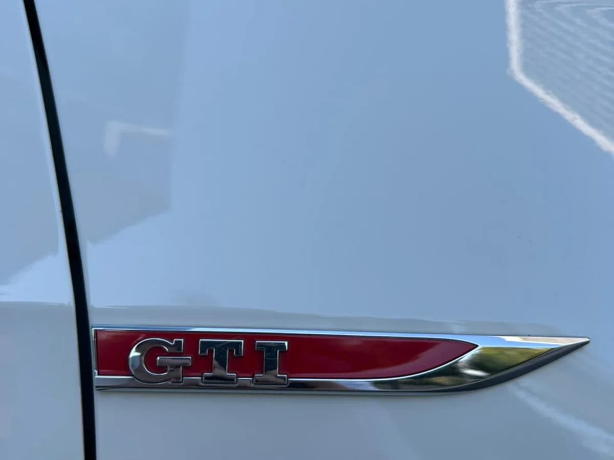 2021 VOLKSWAGEN GOLF GTI HB 2.0 AUT - Imagen 5