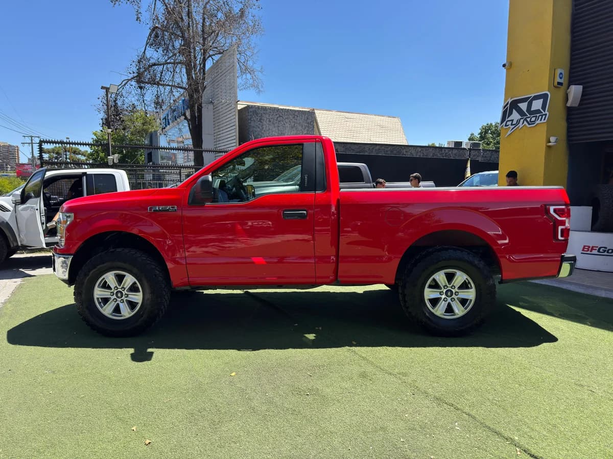 FORD F-150 XLT 2019 - Imagen 5