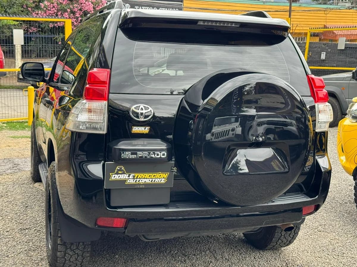 TOYOTA LAND CRUISER PRADO 2011 4X4 2.7 AUT - Imagen 5