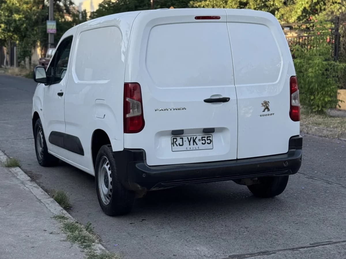 2022 PEUGEOT PARTNER HDI 1.6 - Imagen 4