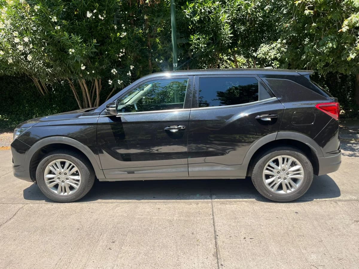 2021 SSANGYONG NEW KORANDO LX 1.5 - Imagen 4