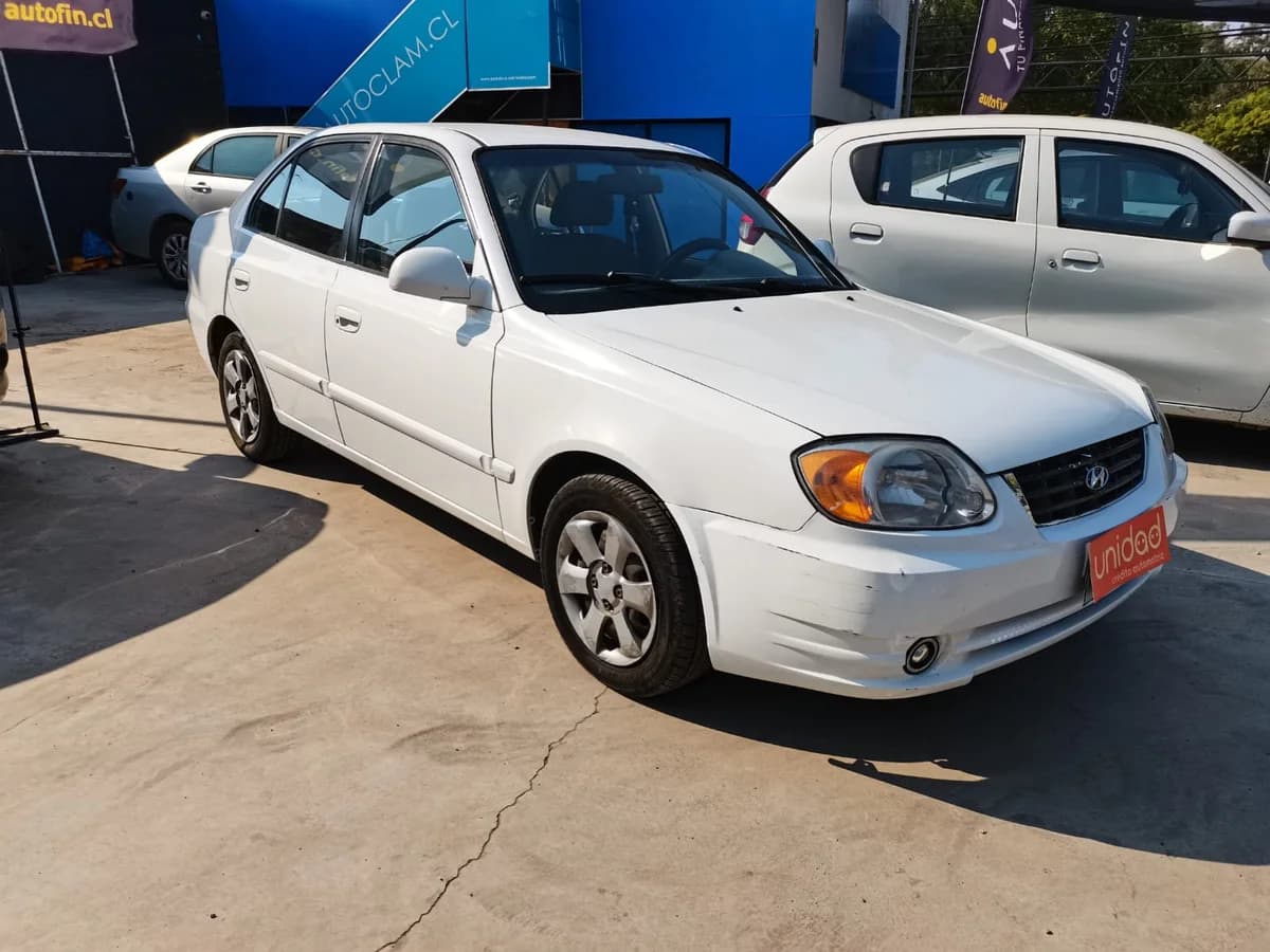 2004 HYUNDAI ACCENT RB HB GL 1.6 AT - Imagen 3