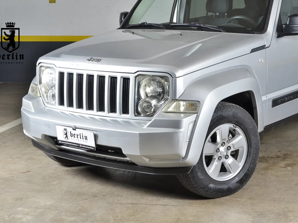 2013 JEEP GRAND CHEROKEE LIMITED 3.0 AUT - Imagen 5