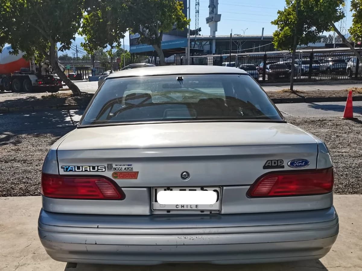 FORD TAURUS LX AT - Imagen 5