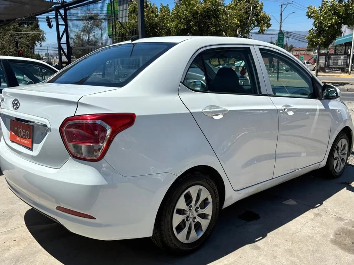2017 HYUNDAI GRAND I-10 Sedán 1.2 - Imagen 5