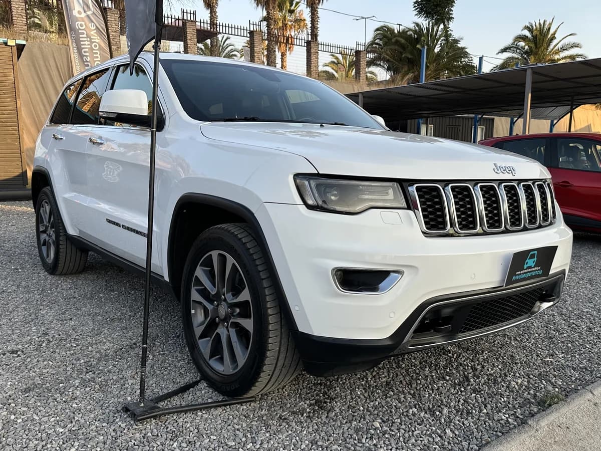 2019 JEEP NEW GRAND CHEROKEE 3.6 LIMITED 4WD AUT UNICO DUEÑO - Imagen 3