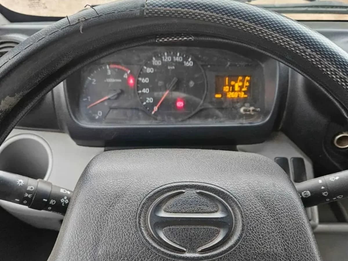 2022 HINO 300 - Imagen 4