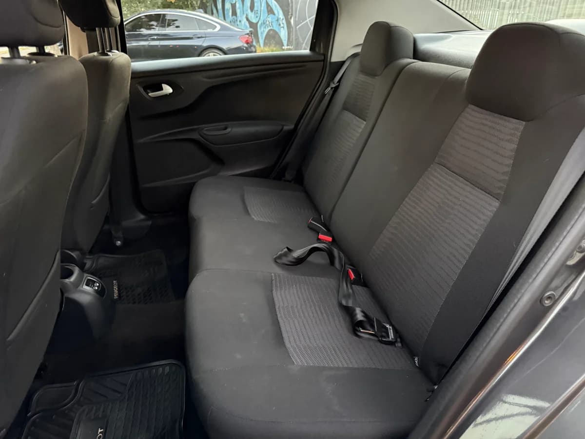 Peugeot 301 2020 - Imagen 3