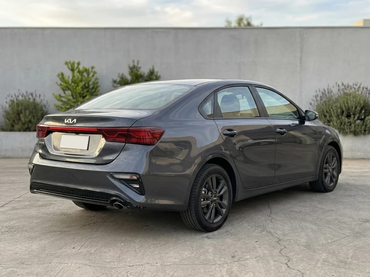 Kia Cerato 2022 - Imagen 3