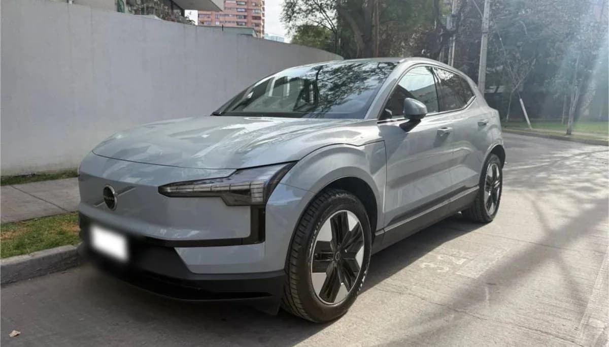 VOLVO EX30 Eléctrico Core E60 4X2 AT 2024 - Imagen 1