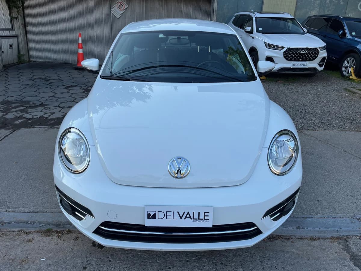 2018 VOLKSWAGEN BEETLE 1.4 AUT - Imagen 2