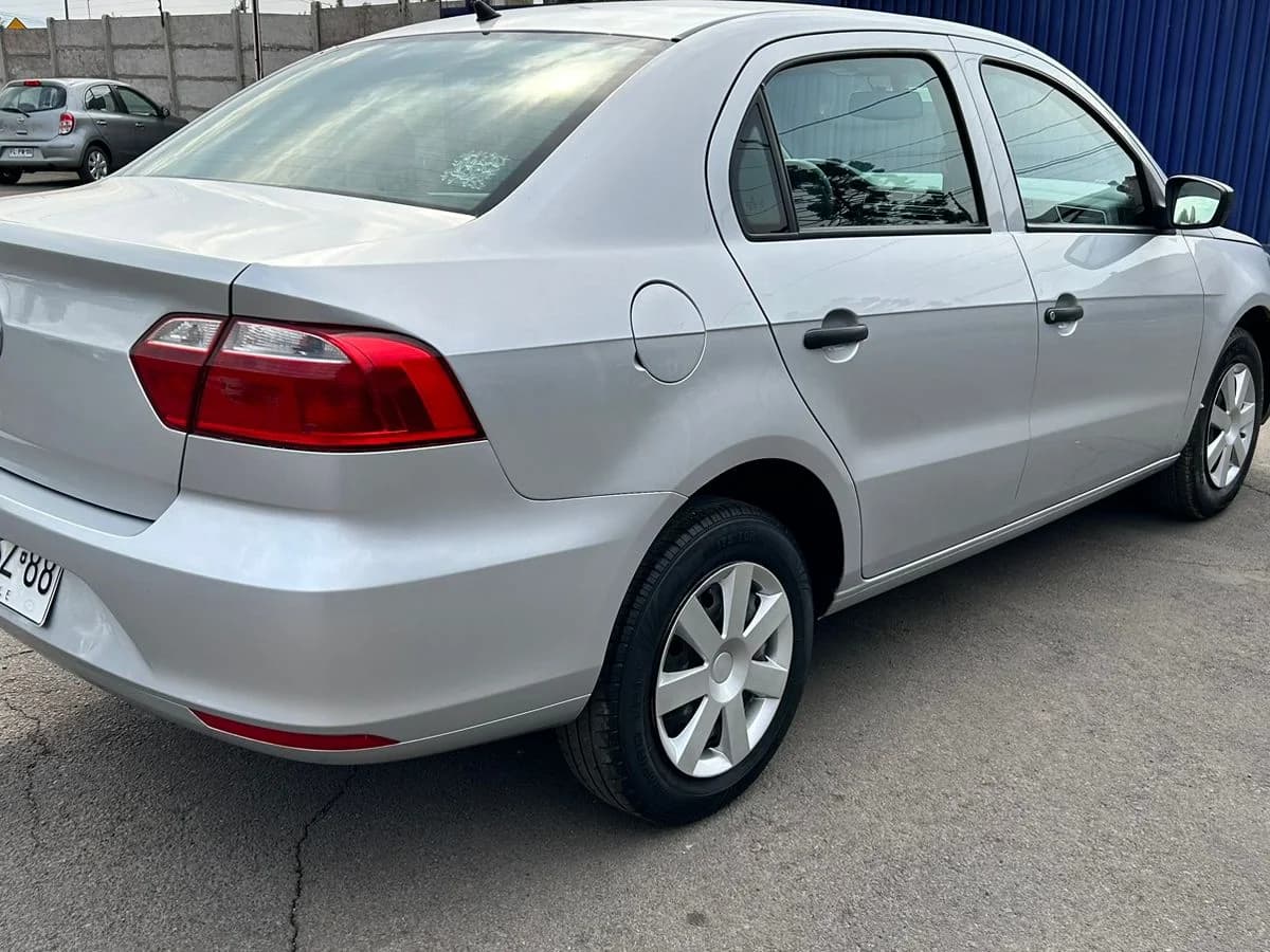 2019 VOLKSWAGEN VOYAGE POWER 1.6 - Imagen 1