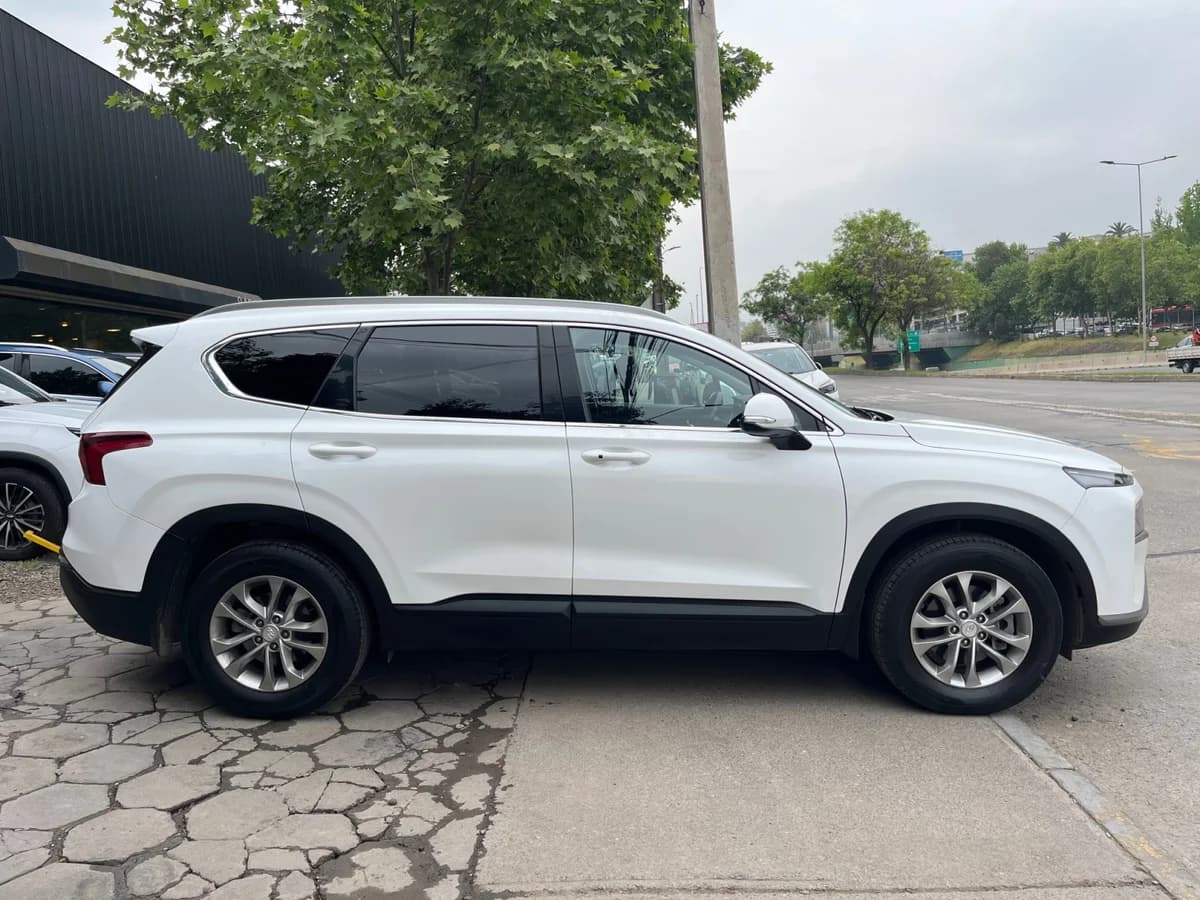 2022 HYUNDAI SANTA FE TM 2.5 AUT - Imagen 4