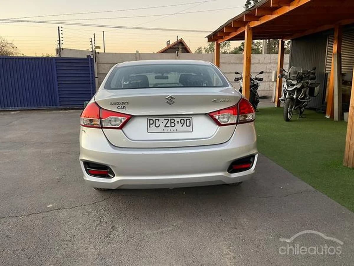 2020 SUZUKI CIAZ GL 1.4 AUT - Imagen 4
