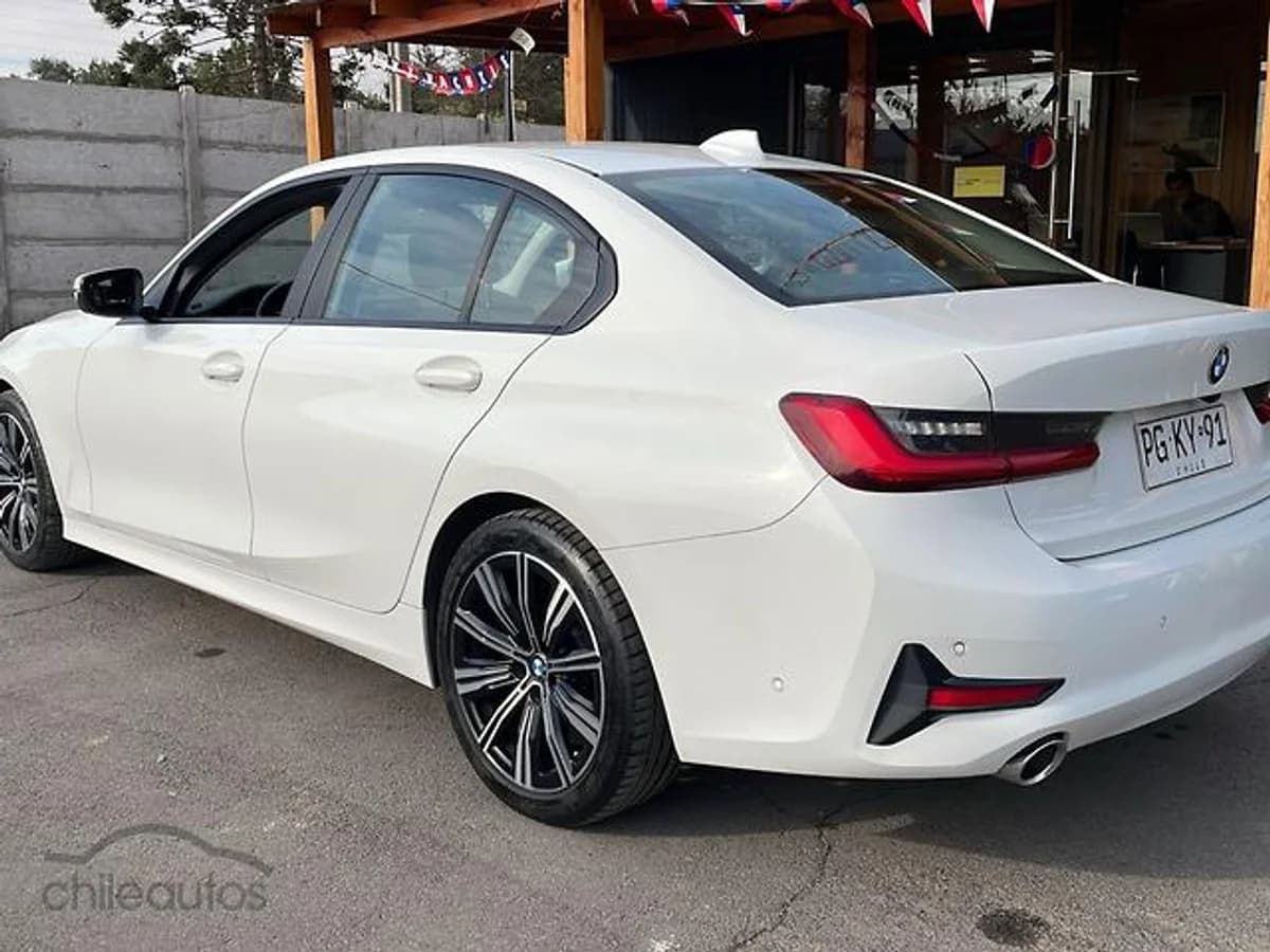 2020 BMW 320D 2.0 AT - Imagen 3