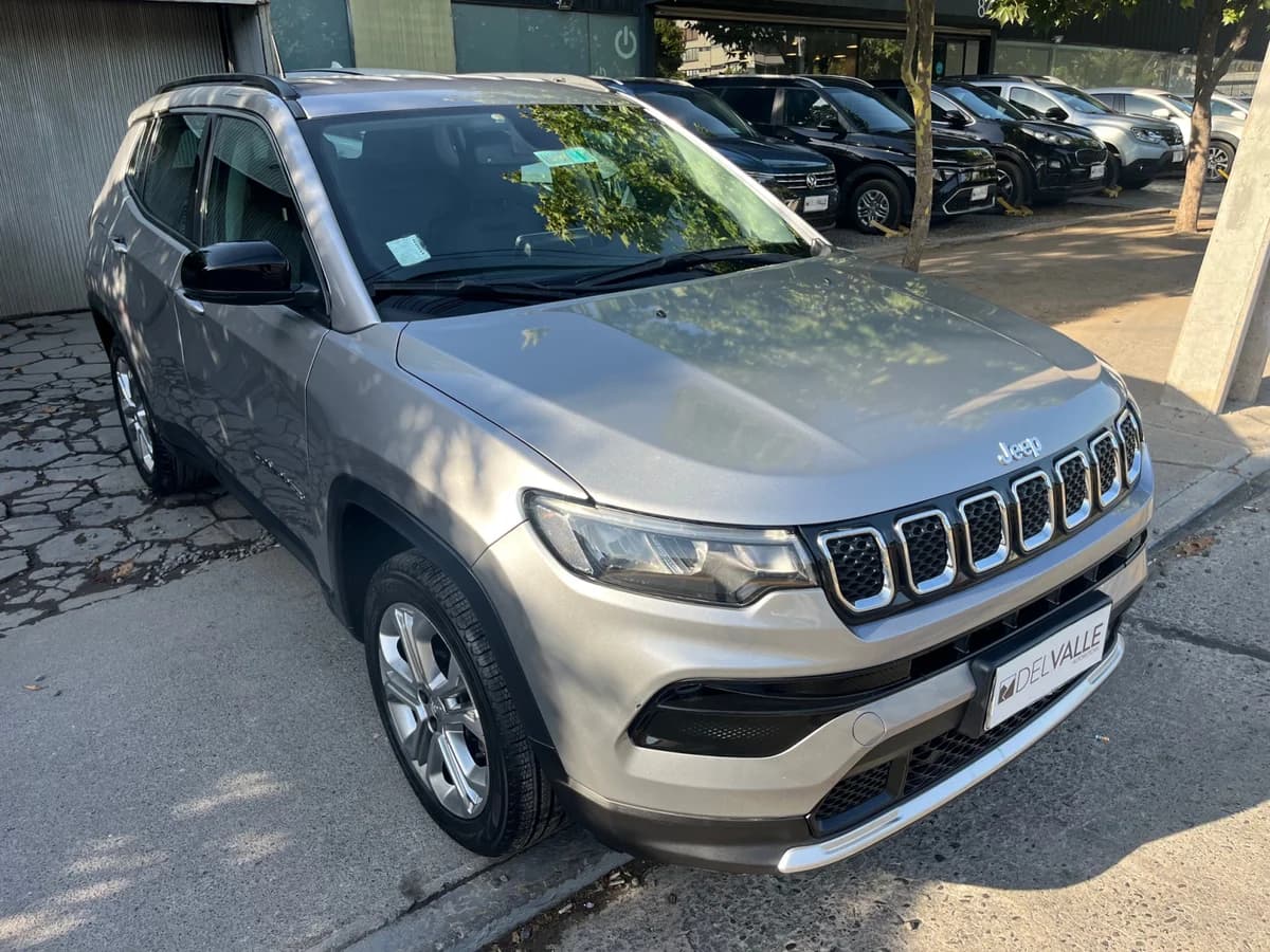 2022 JEEP COMPASS LONGITUDE 1.3 AUT - Imagen 3