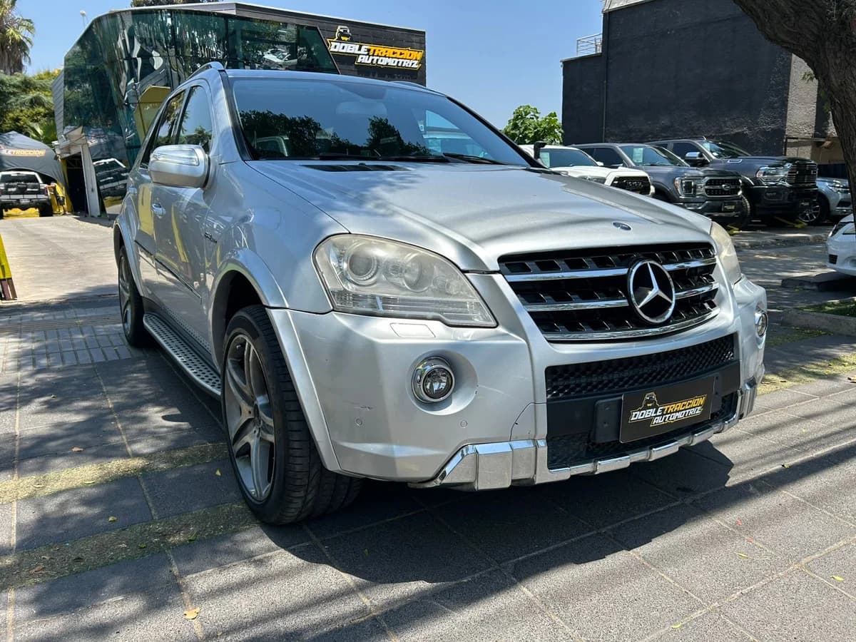 2011 MERCEDES BENZ ML 63 AMG - Imagen 1