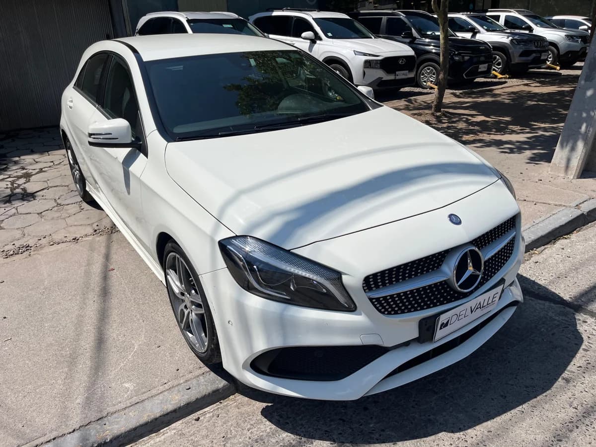 2017 MERCEDES BENZ A200 D - Imagen 3