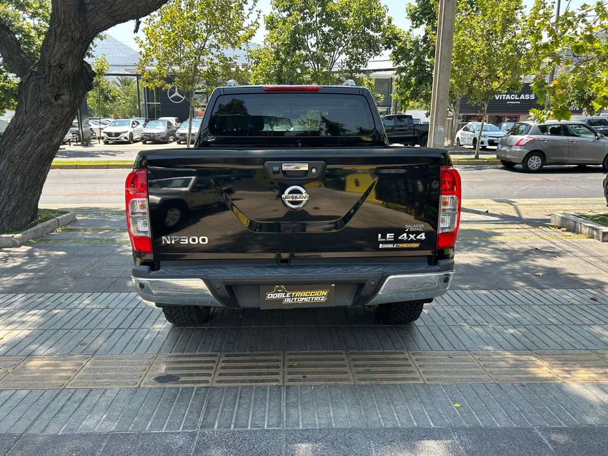 2016 NISSAN NP300 DCAB 4X4 2.3 - Imagen 5