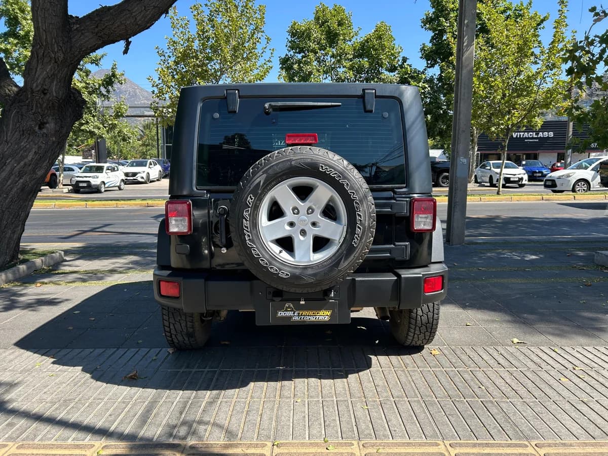 2017 JEEP WRANGLER SPORT 4X4 3.6 AUT - Imagen 4