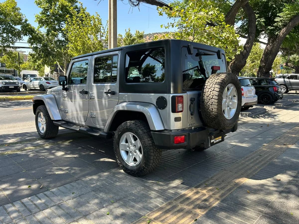 2016 JEEP WRANGLER UNLIMITED 4X4 2.8 AUT - Imagen 4