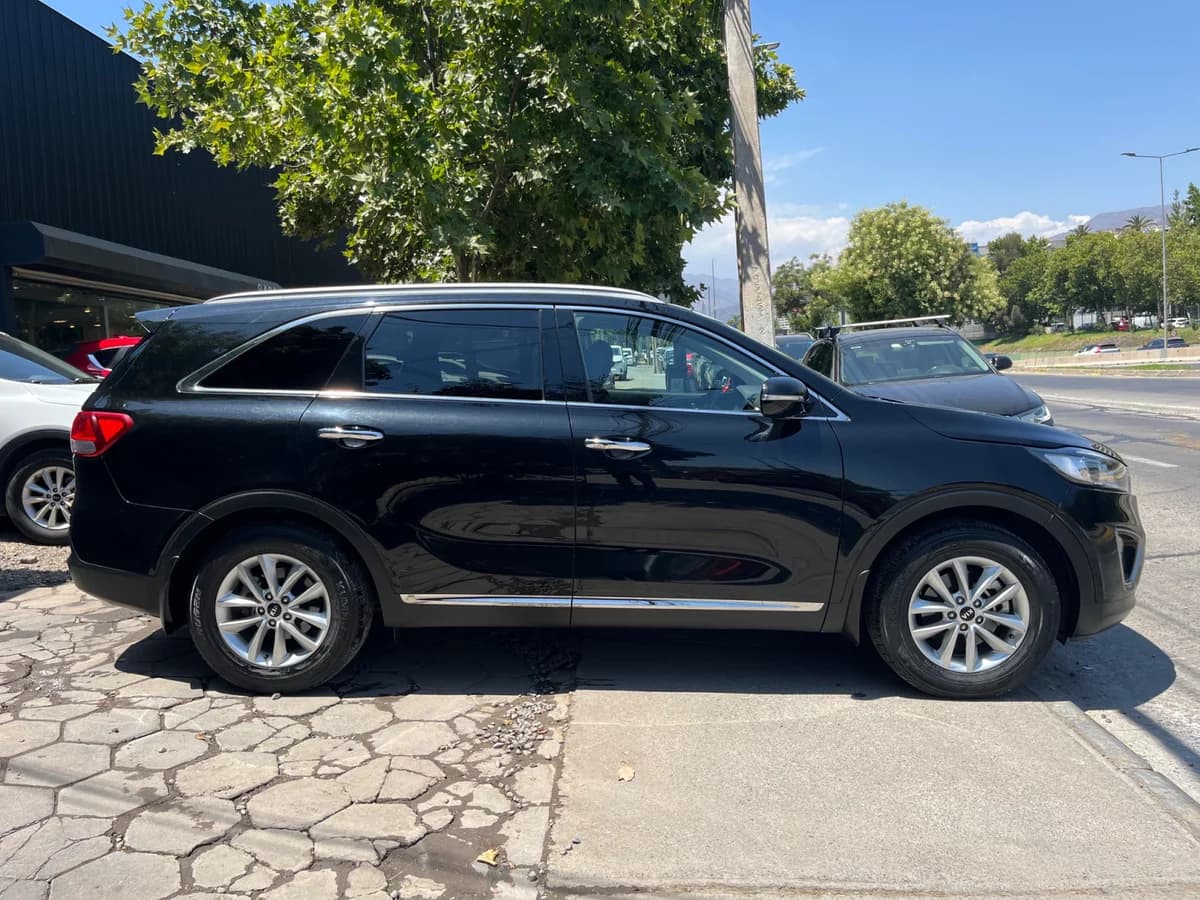 2017 KIA MOTORS SORENTO EX 2.4 AUT - Imagen 4
