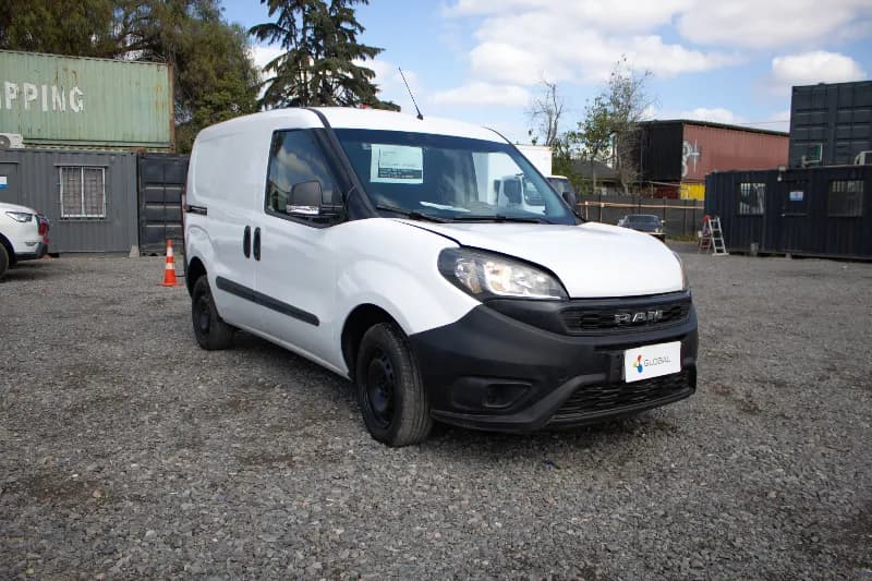Ram Van 1000 2022 - Imagen 1