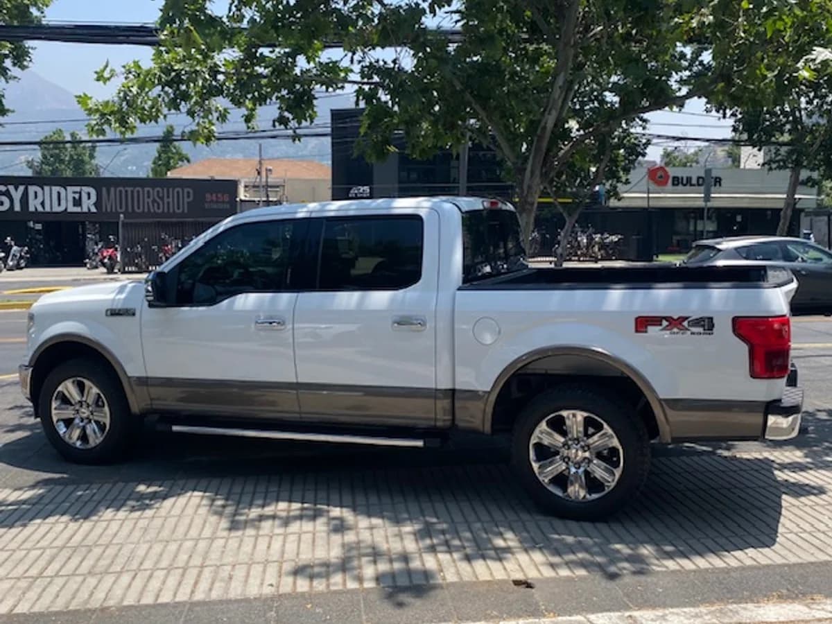 FORD F-150 Lariat Luxury 5.0 4x4. 2020 - Imagen 6