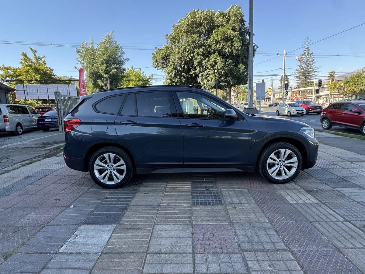 BMW x1 X1 derive 18d 2.0 2019 - Imagen 6