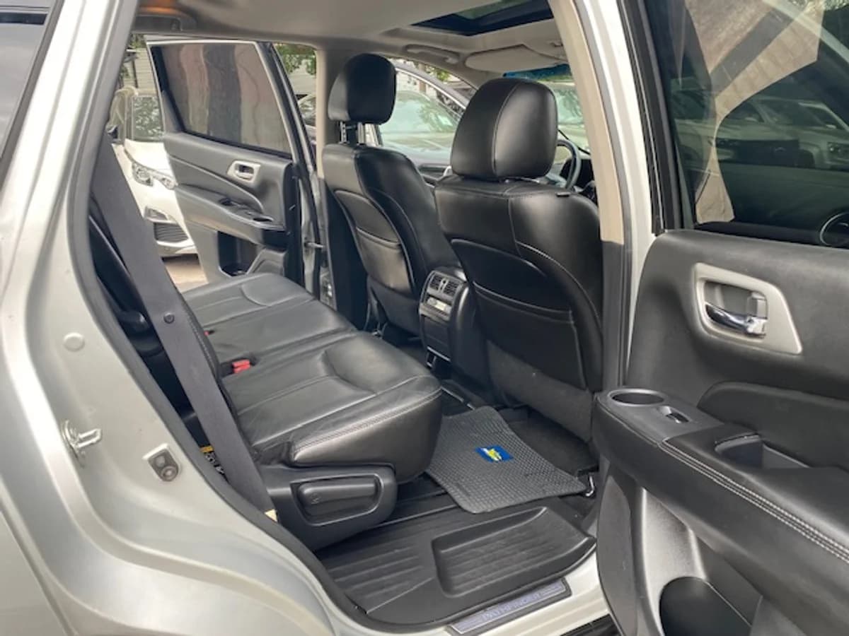 NISSAN PATHFINDER 4x4 3.5 Aut. 2014 - Imagen 18